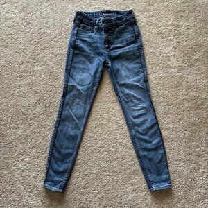 White House Black Market Everyday Soft The Skinny Ankle Women’s Jeans